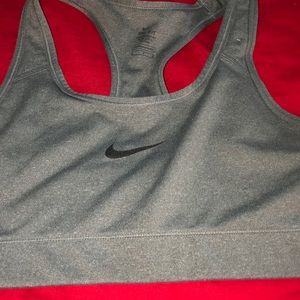 Sports bra